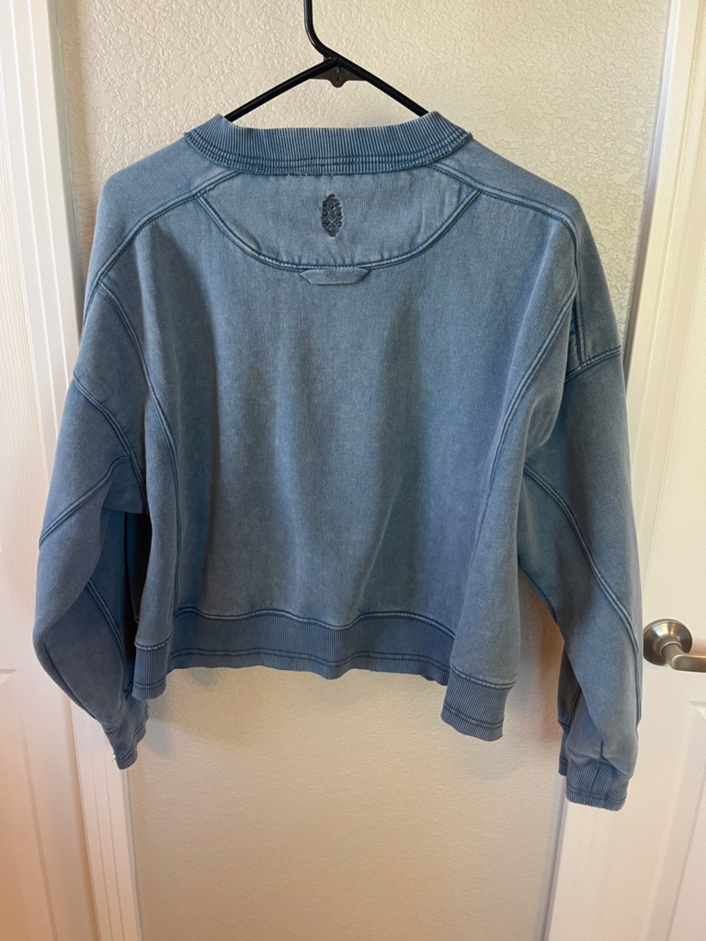 Free People Movement Blue Sweatshirt size XS - Picture 6 of 11
